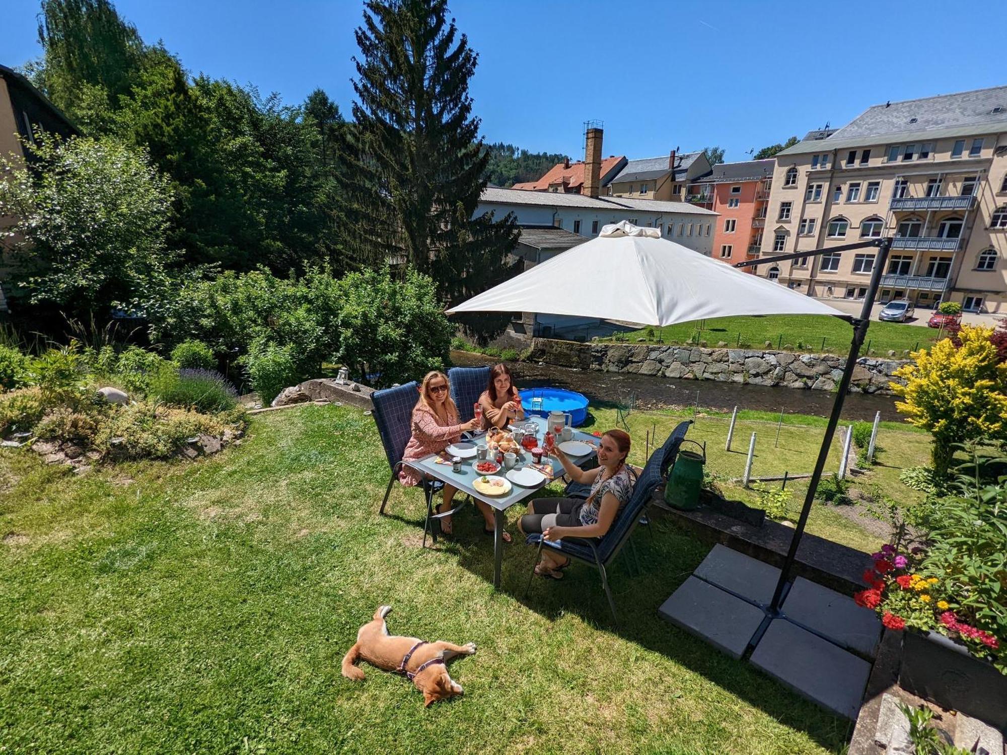 Uo - Urlaubsmagie - Helle Wohnung,Sauna,Whirlpool Sebnitz Exterior foto